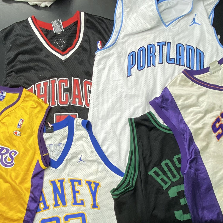 Picture of Men's NBA authentic jersey - 45 lbs.